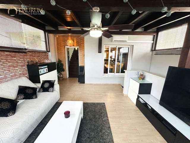 3 sypialnia Dom na sprzedaż w Miasto Málaga z garażem - 780 000 € (Ref: 9646457)