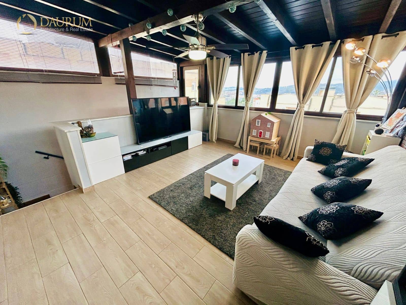 3 sovrum Hus till salu i Malaga stad med garage - 780 000 € (Ref: 9646457)