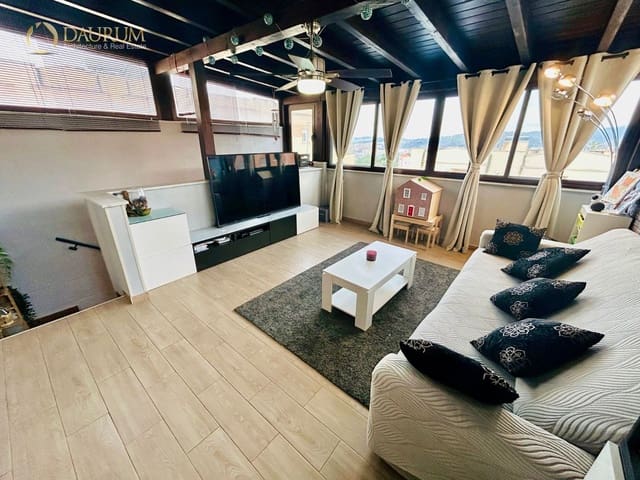 3 sypialnia Dom na sprzedaż w Miasto Málaga z garażem - 780 000 € (Ref: 9646457)