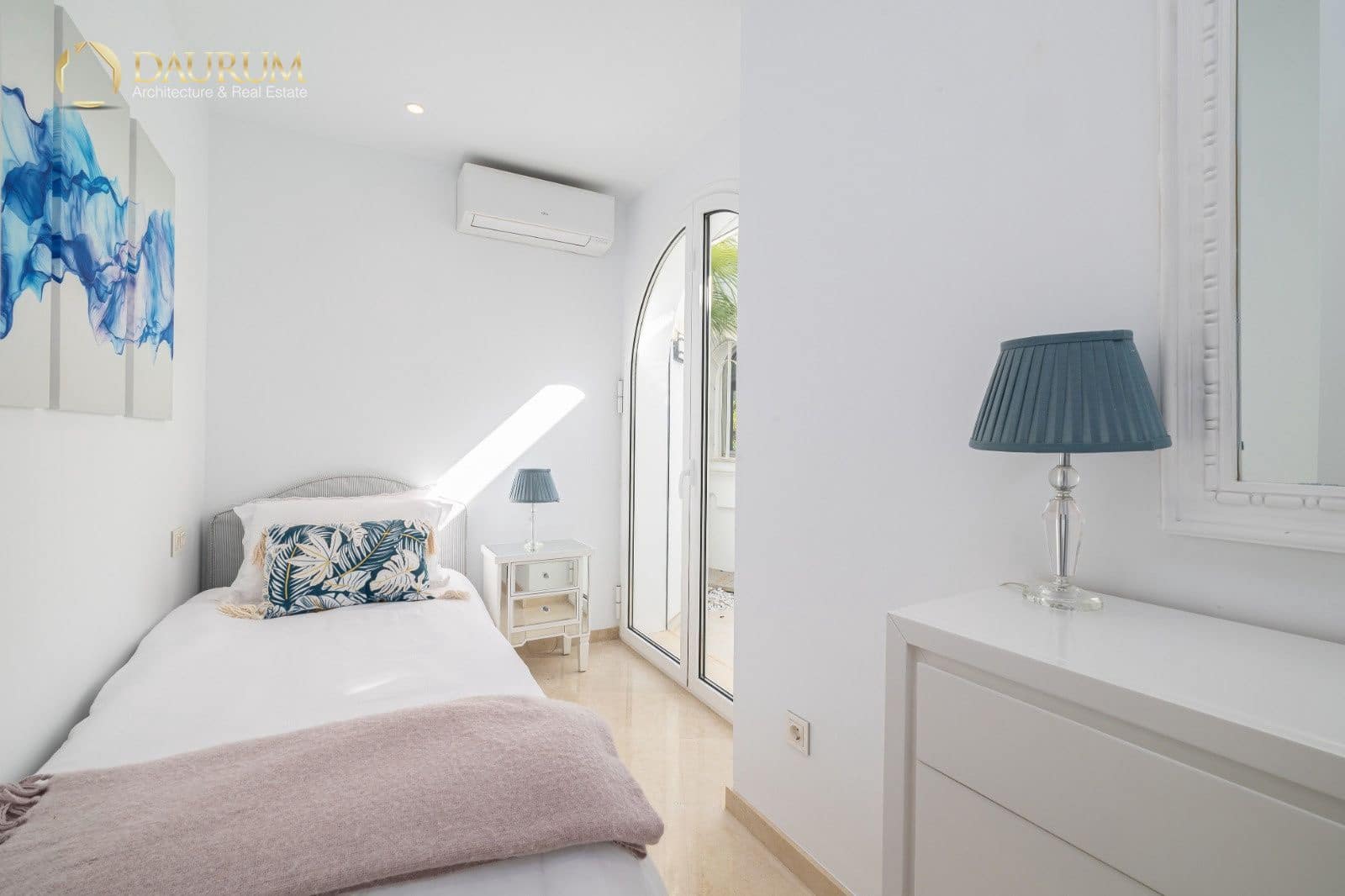 5 Zimmer Villa zu verkaufen in El Paraiso mit Pool Garage - 1.795.000 € (Ref: 9646459)