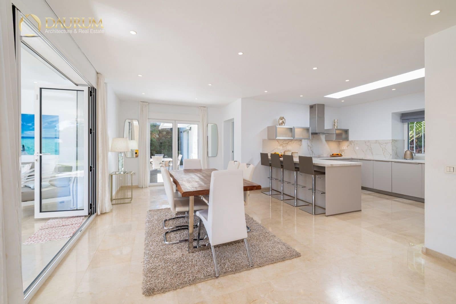 5 Zimmer Villa zu verkaufen in El Paraiso mit Pool Garage - 1.795.000 € (Ref: 9646459)