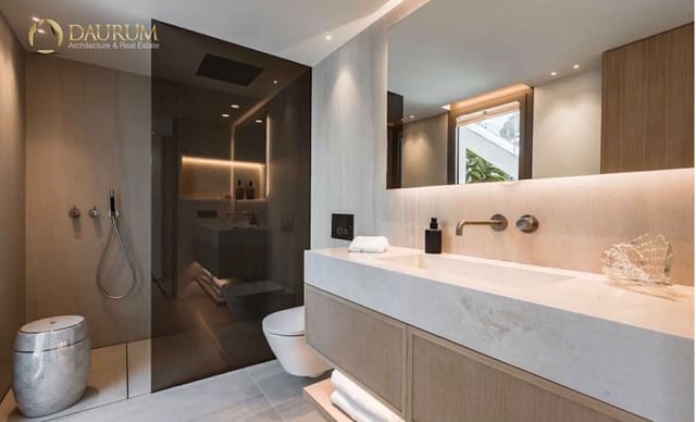 4 Zimmer Villa zu verkaufen in Málaga Stadt mit Pool Garage - 3.500.000 € (Ref: 9646460)