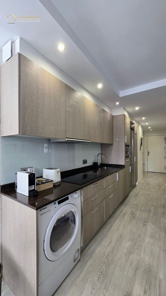 1 soveværelse Lejlighed til salg i Marbella med swimmingpool - € 360.000 (Ref: 9654368)