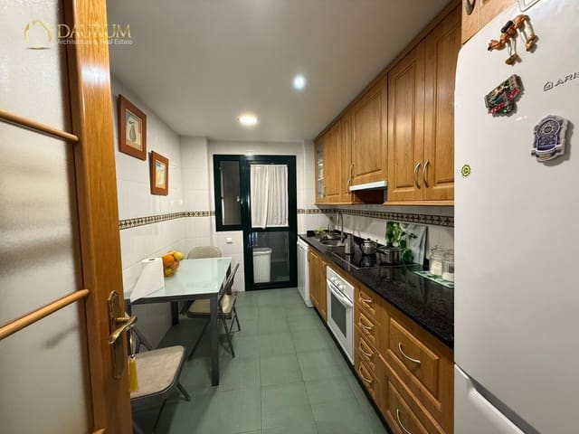 2 quarto Apartamento para venda em Estepona com piscina garagem - 400 000 € (Ref: 9654369)
