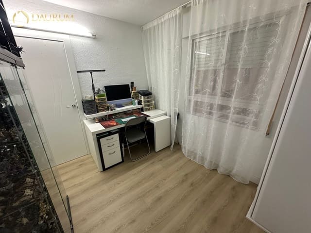 3 quarto Apartamento para venda em Cruz de Humilladero, Málaga cidade - 324 000 € (Ref: 9654370)