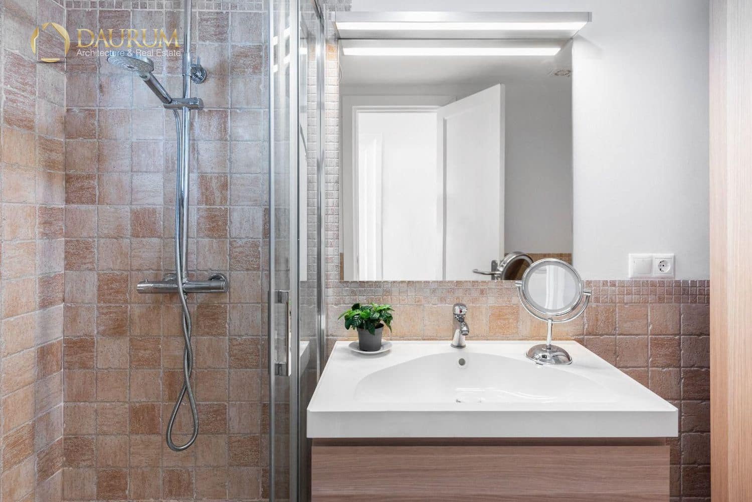 2 makuuhuone Asunto myytävänä paikassa San Pedro de Alcantara mukana uima-altaan - 320 000 € (Ref: 9654371)