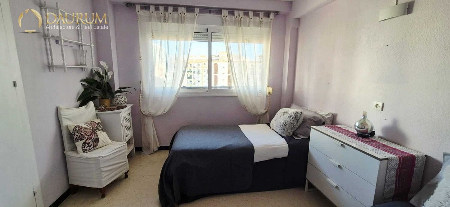 3 sypialnia Mieszkanie na sprzedaż w Fuengirola z basenem garażem - 315 000 € (Ref: 9654375)