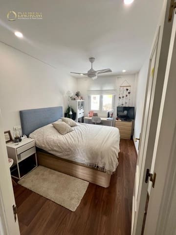 Casa de 4 habitaciones en Benalmádena en venta - 575.000 € (Ref: 9654376)