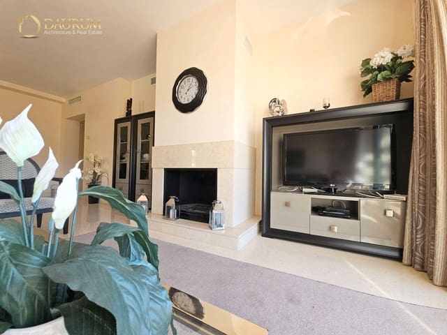 3 slaapkamer Penthouse te koop in Marbella met zwembad garage - € 895.000 (Ref: 9654377)