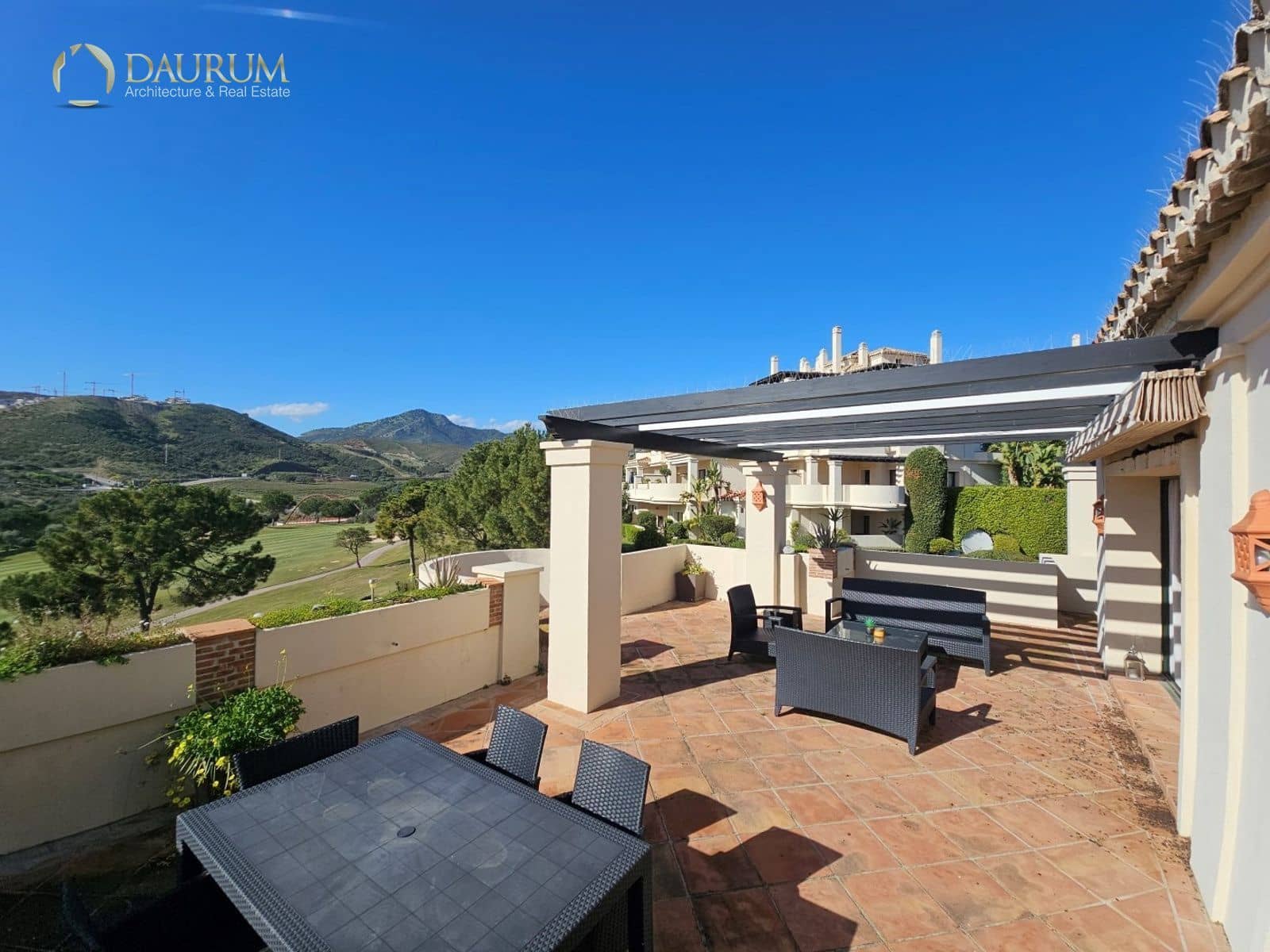 3 slaapkamer Penthouse te koop in Marbella met zwembad garage - € 895.000 (Ref: 9654377)