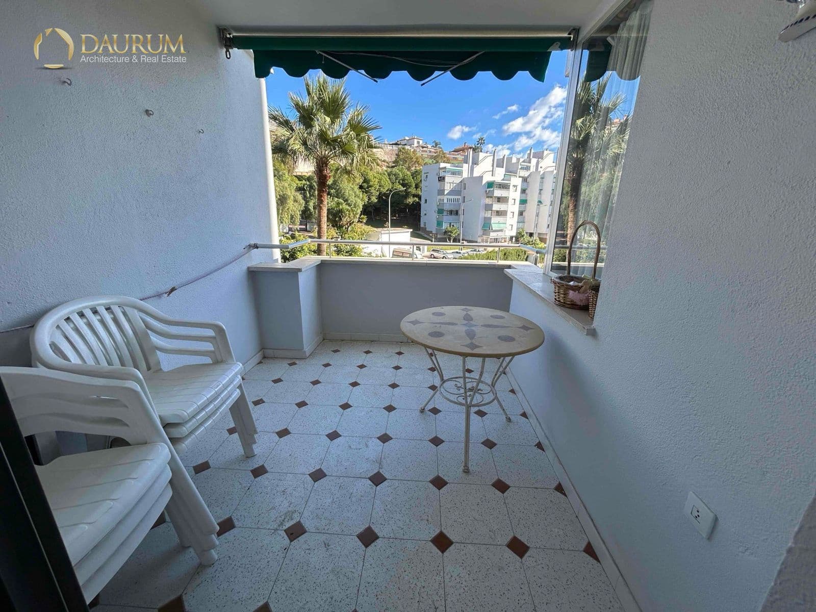 4 sypialnia Mieszkanie na sprzedaż w La Cala del Moral z basenem garażem - 620 000 € (Ref: 9654378)