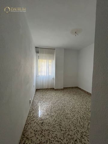 4 slaapkamer Flat te koop in El Palo, Málaga stad met garage - € 585.000 (Ref: 9654379)