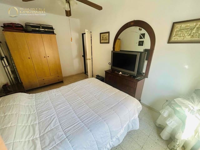 2 slaapkamer Flat te koop in Ciudad Jardín, Málaga stad - € 230.000 (Ref: 9654380)