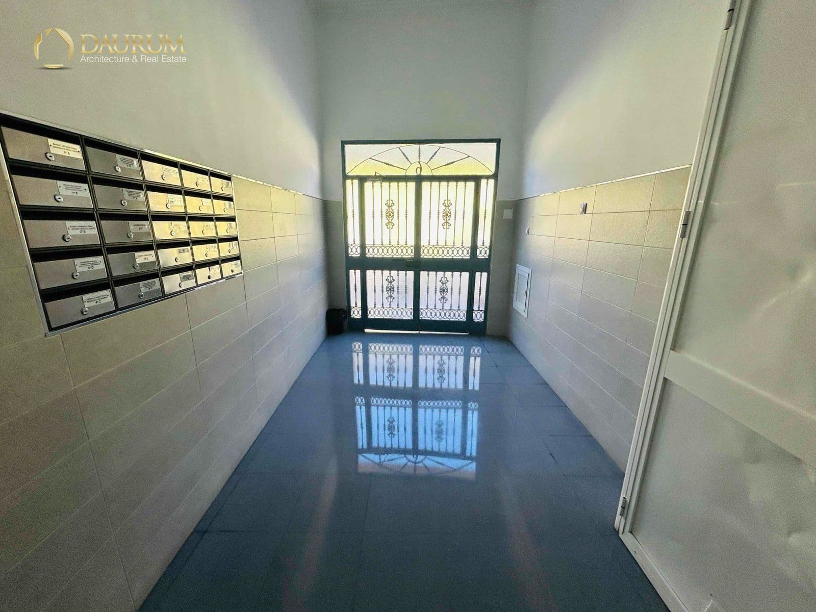 2 slaapkamer Flat te koop in Malaga stad - € 230.000 (Ref: 9654380)