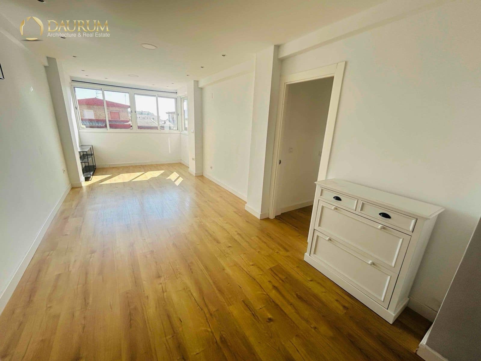 3 slaapkamer Flat te koop in Malaga stad - € 380.000 (Ref: 9654381)