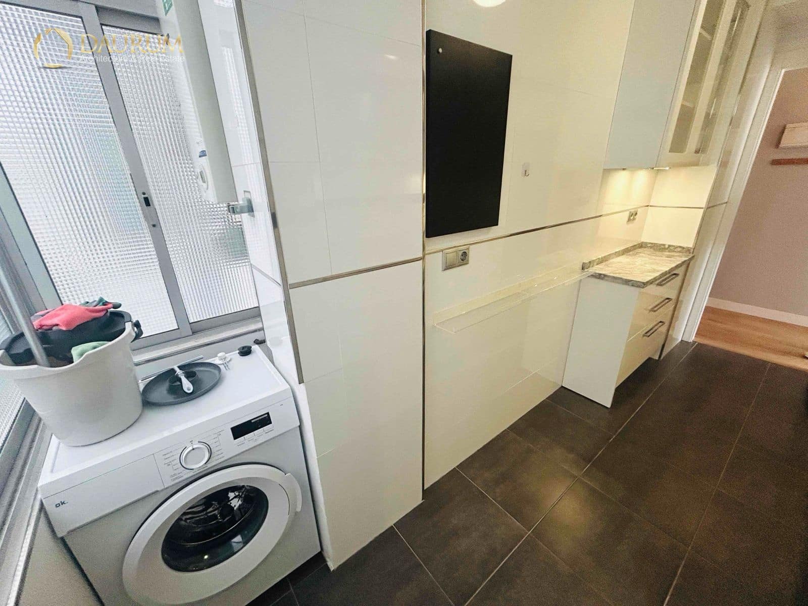 3 slaapkamer Flat te koop in Malaga stad - € 380.000 (Ref: 9654381)