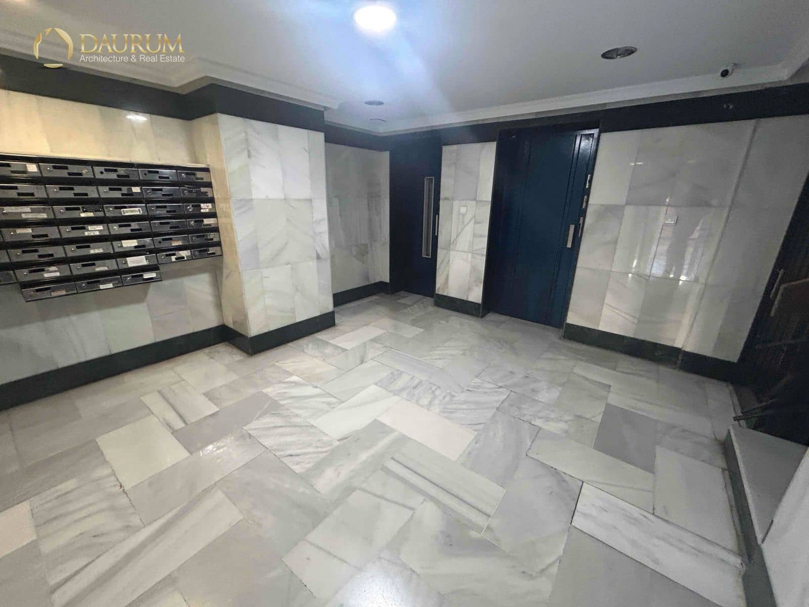 3 slaapkamer Flat te koop in Malaga stad - € 380.000 (Ref: 9654381)