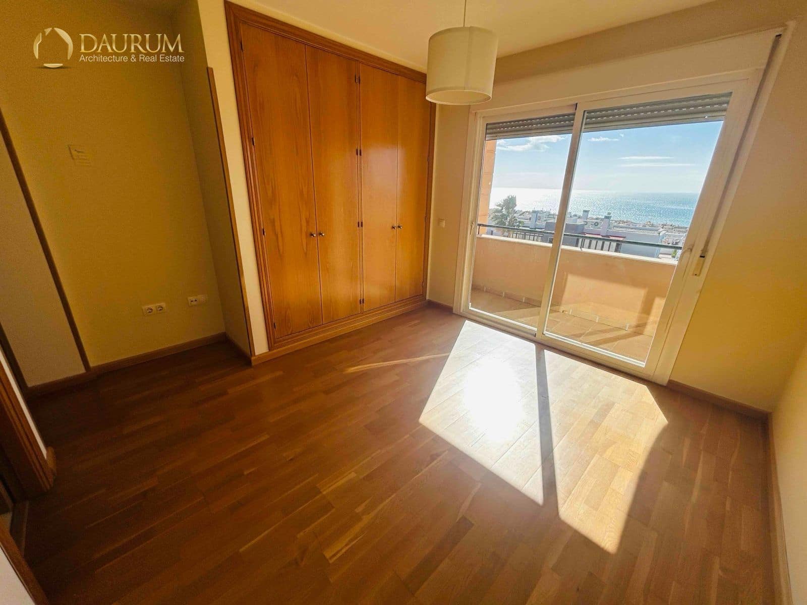 2 slaapkamer Flat te koop in Rincon de la Victoria met zwembad garage - € 395.000 (Ref: 9654383)