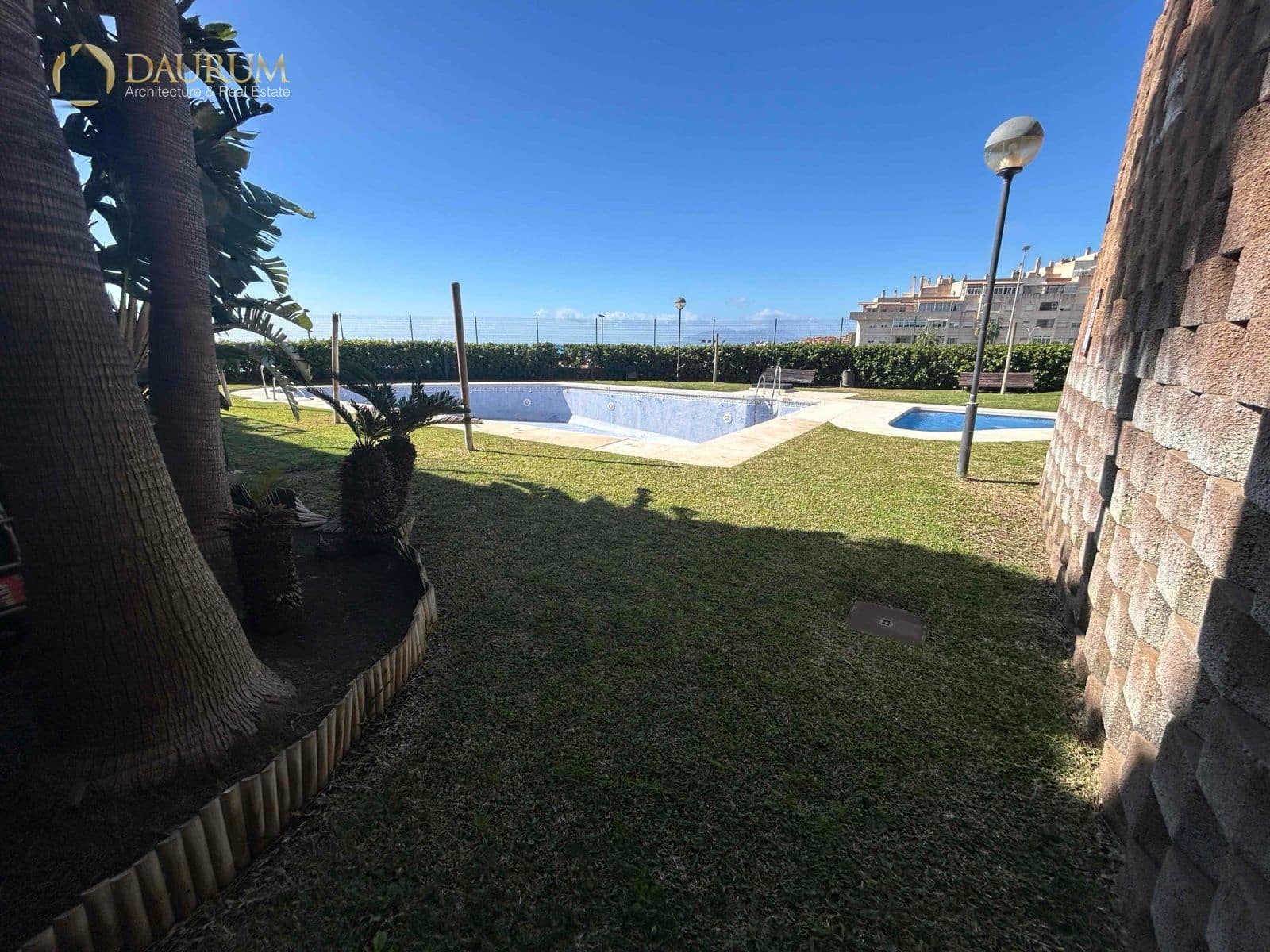 2 slaapkamer Flat te koop in Rincon de la Victoria met zwembad garage - € 395.000 (Ref: 9654383)