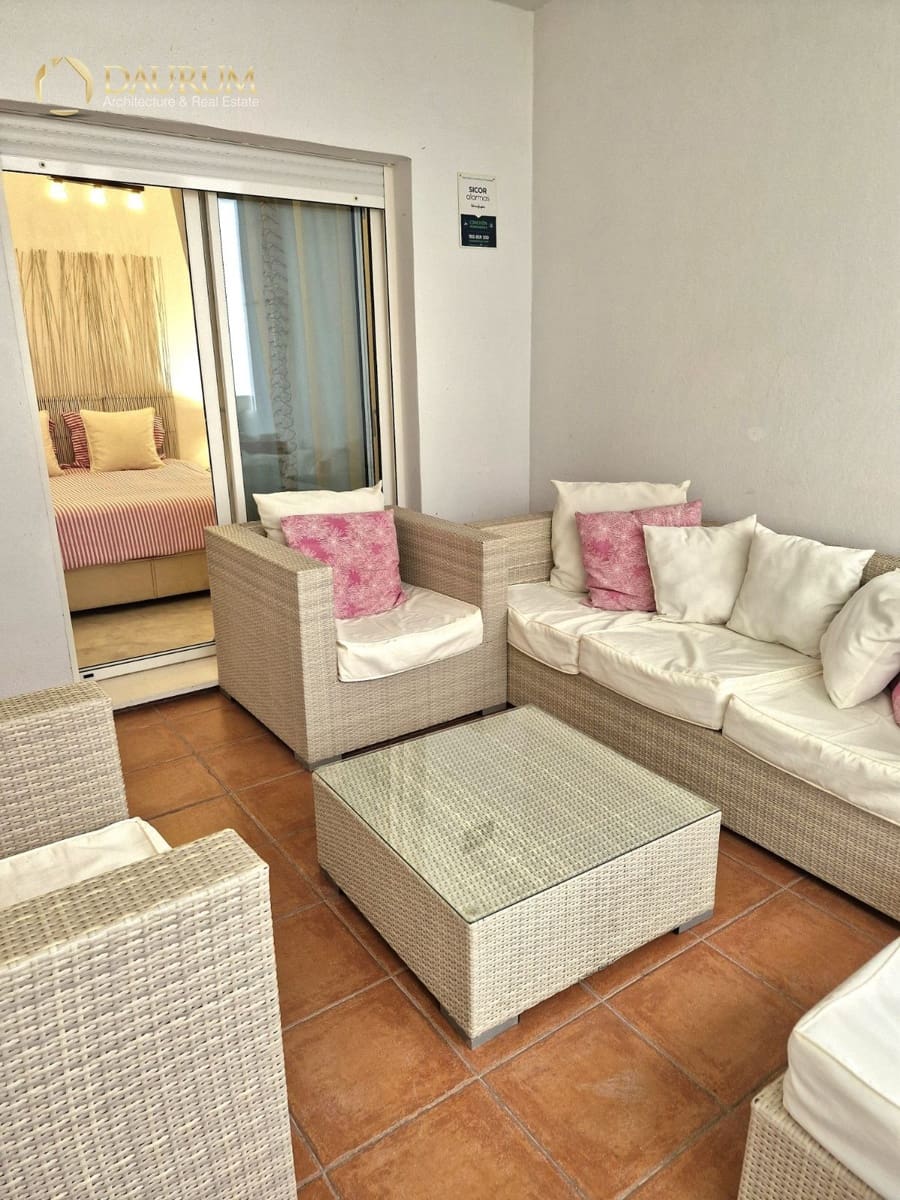 2 bedroom Flat for sale in Estepona with pool garage - € 259,000 (Ref: 9694291)