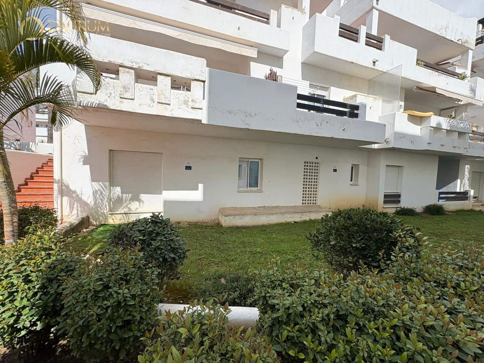 2 bedroom Flat for sale in Estepona with pool garage - € 259,000 (Ref: 9694291)