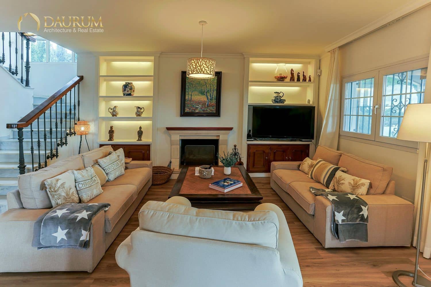 Chalet de 3 habitaciones en Estepona en venta con piscina garaje - 1.295.000 € (Ref: 9699876)