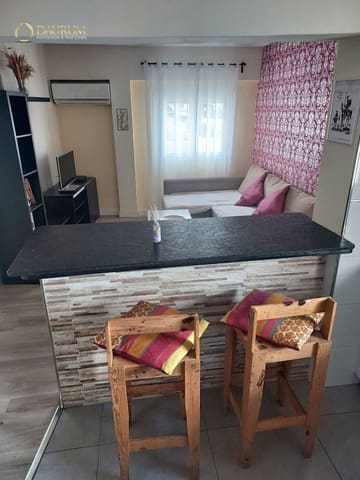 2 soveværelse Lejlighed til salg i Cruz de Humilladero, Málaga by - € 260.000 (Ref: 9736014)