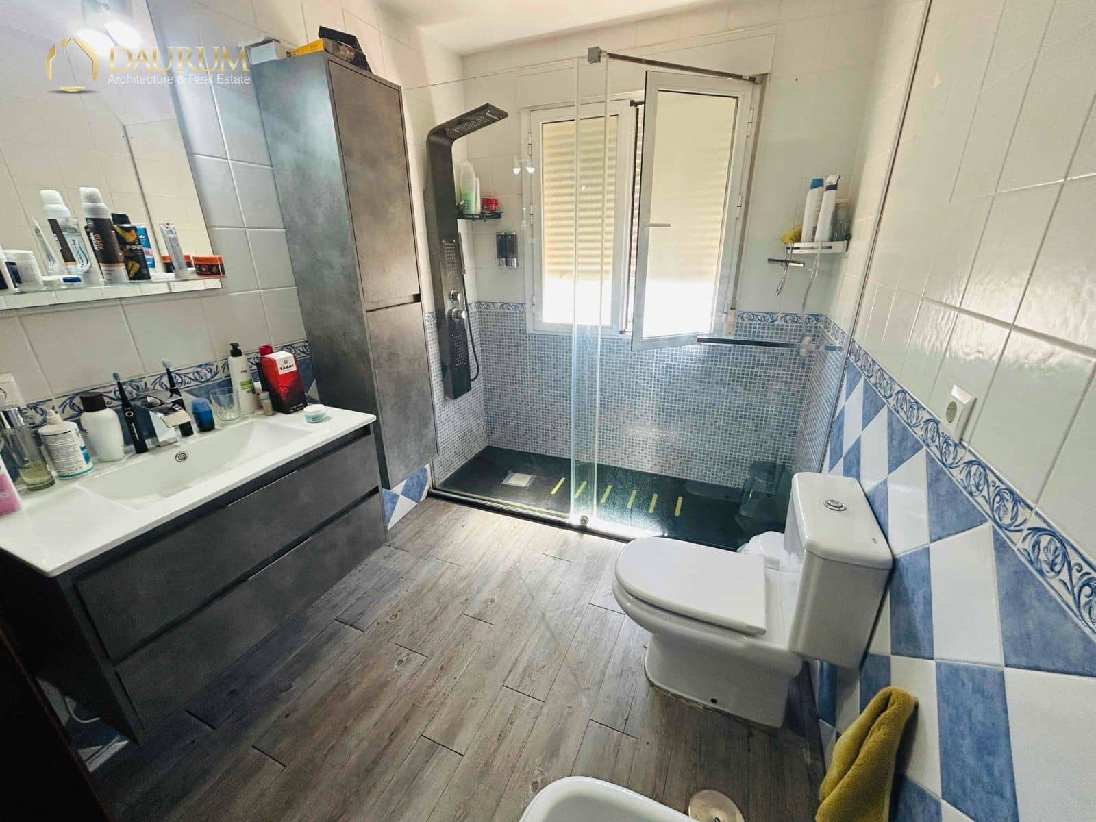 2 bedroom Villa for sale in Benajarafe with pool garage - € 420,000 (Ref: 9825823)
