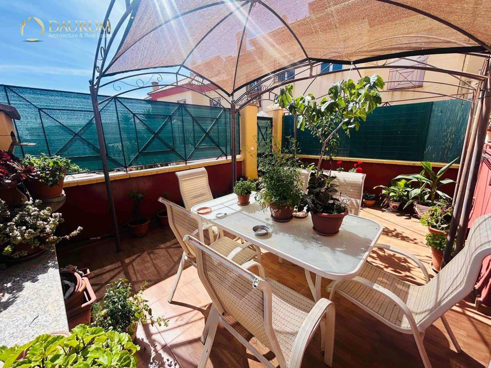 2 bedroom Villa for sale in Benajarafe with pool garage - € 420,000 (Ref: 9825823)