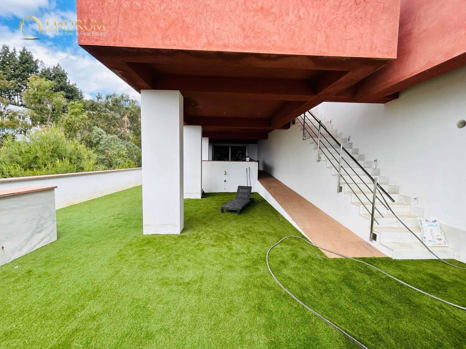 6 bedroom Villa for sale in Puerto de la Torre with pool garage - € 1,950,000 (Ref: 9832055)