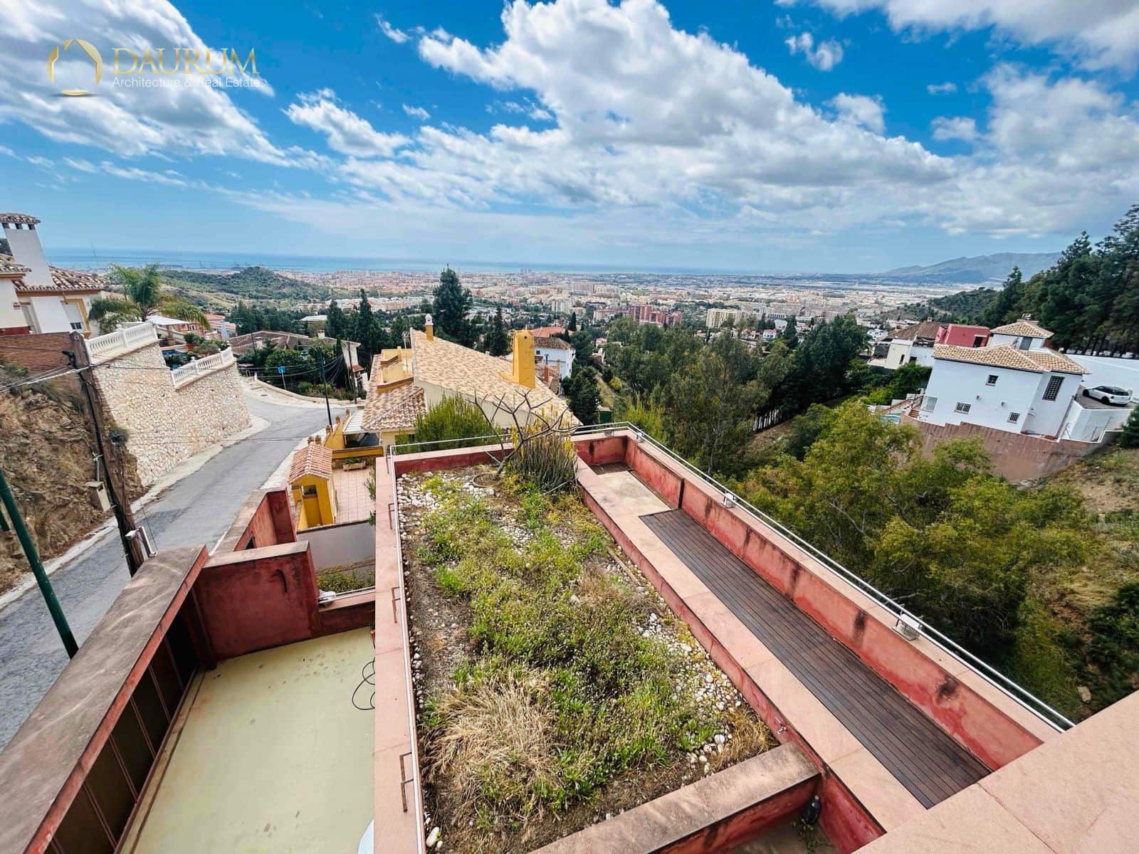 6 bedroom Villa for sale in Puerto de la Torre with pool garage - € 1,950,000 (Ref: 9832055)