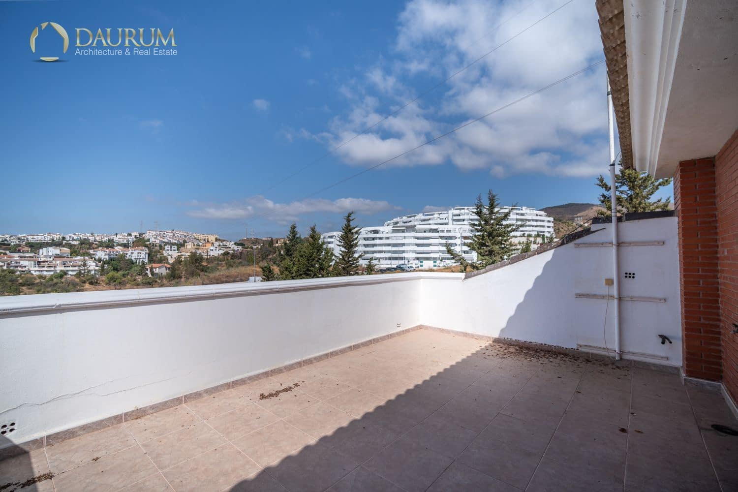 4 sypialnia Willa na sprzedaż w Rincon de la Victoria z basenem garażem - 839 900 € (Ref: 9832056)