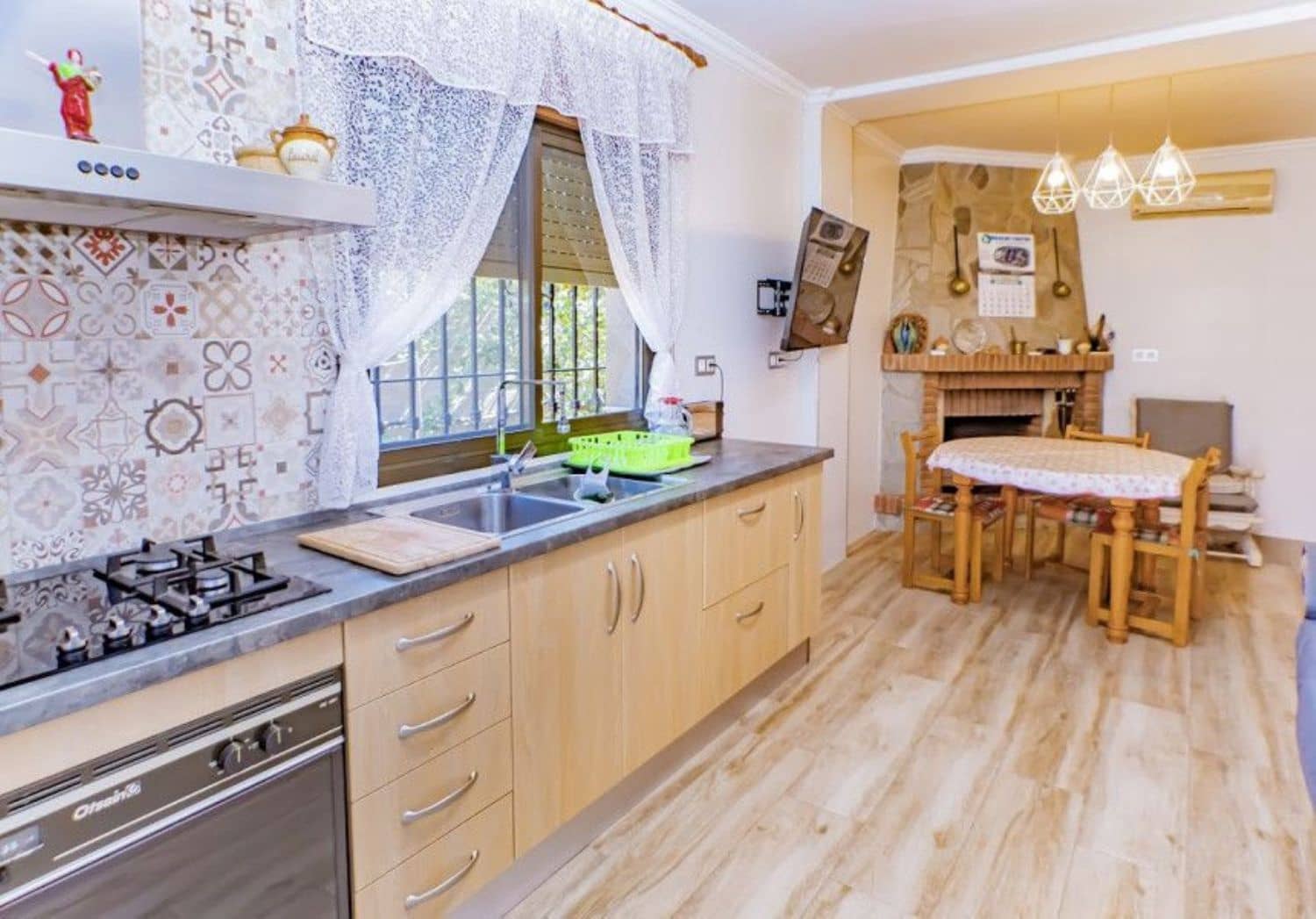 3 soveværelse Byhus til salg i Pechina med swimmingpool garage - € 259.000 (Ref: 8566295)