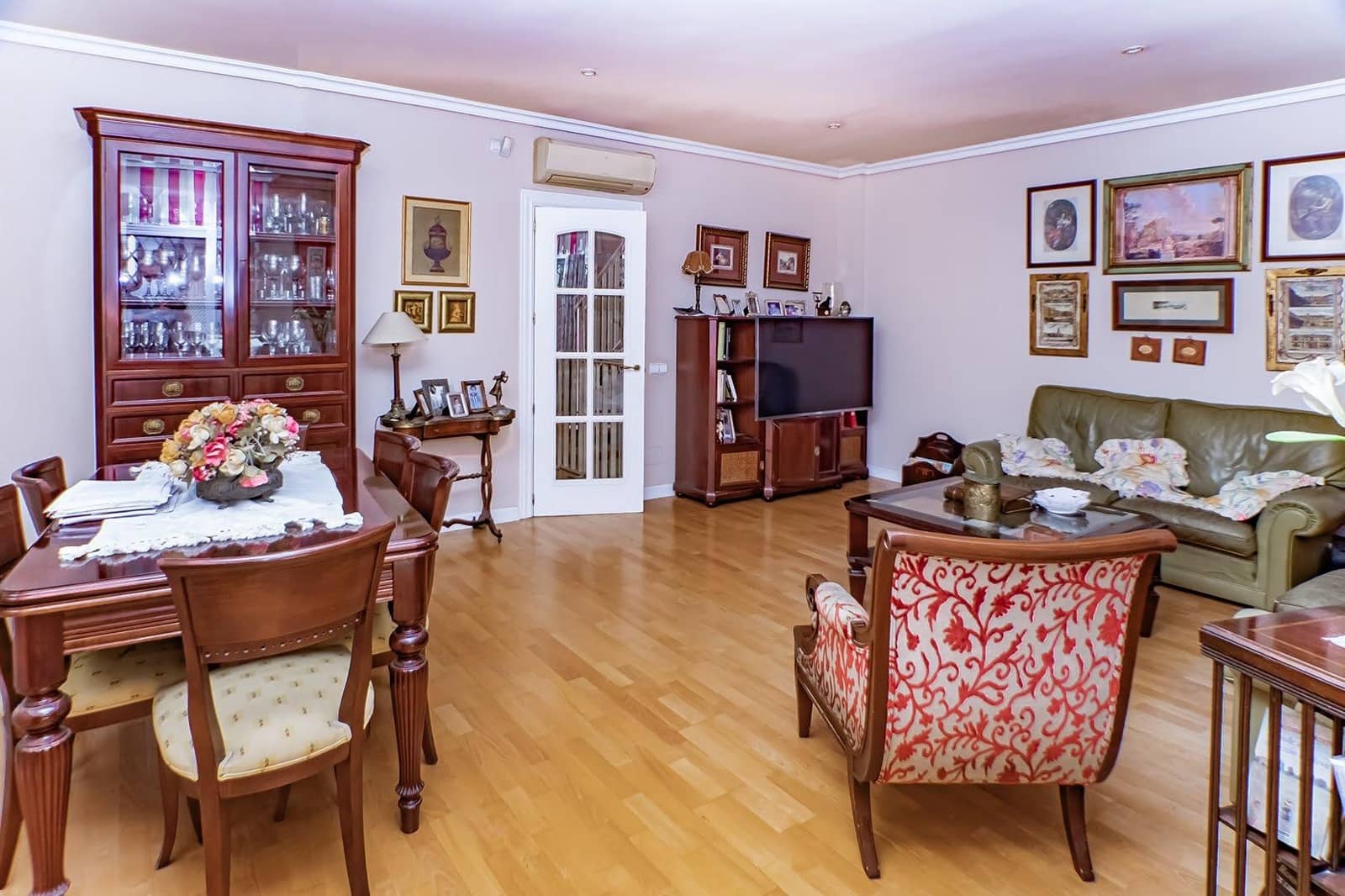 4 quarto Moradia para venda em Almeria cidade com piscina garagem - 319 000 € (Ref: 8605518)