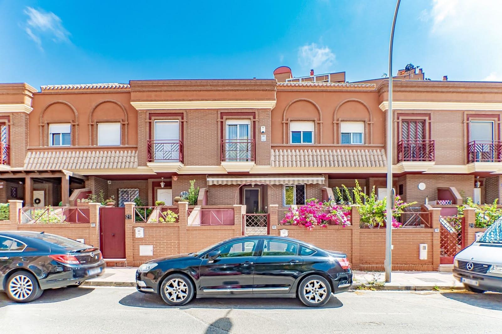 4 quarto Moradia para venda em Almeria cidade com piscina garagem - 319 000 € (Ref: 8605518)