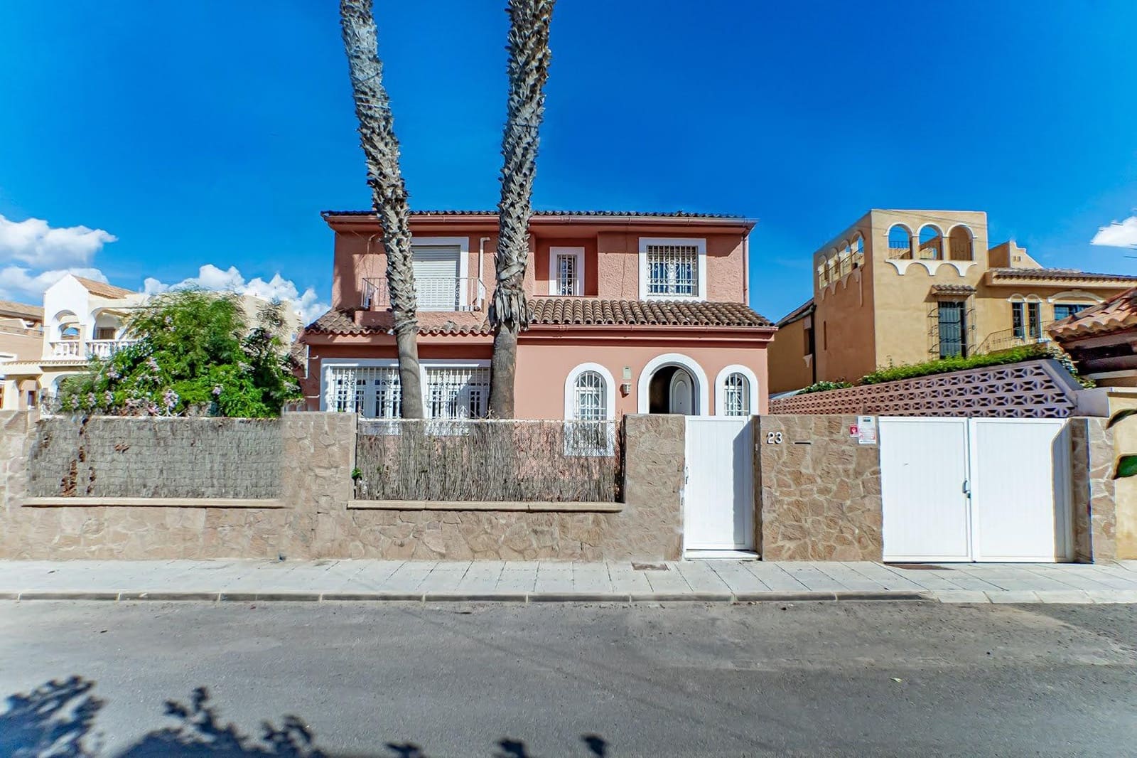 5 soverom Villa til salgs i Almeria by med svømmebasseng - € 680 000 (Ref: 8606956)