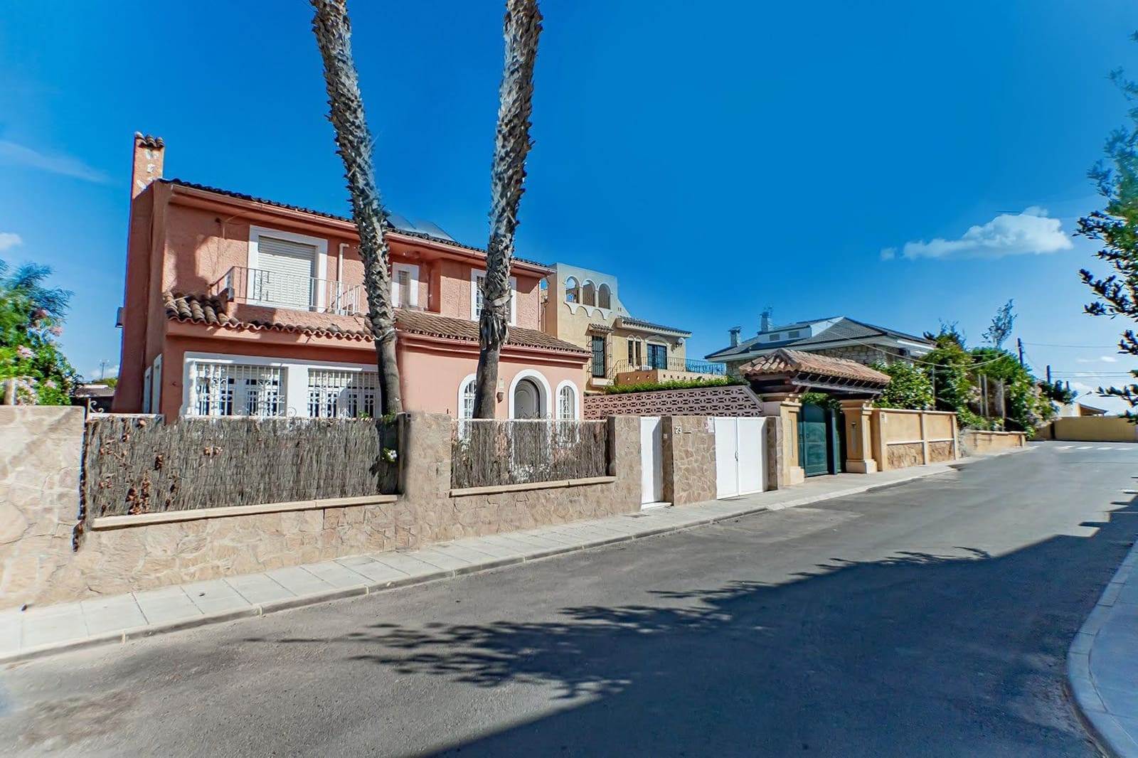 5 soverom Villa til salgs i Almeria by med svømmebasseng - € 680 000 (Ref: 8606956)