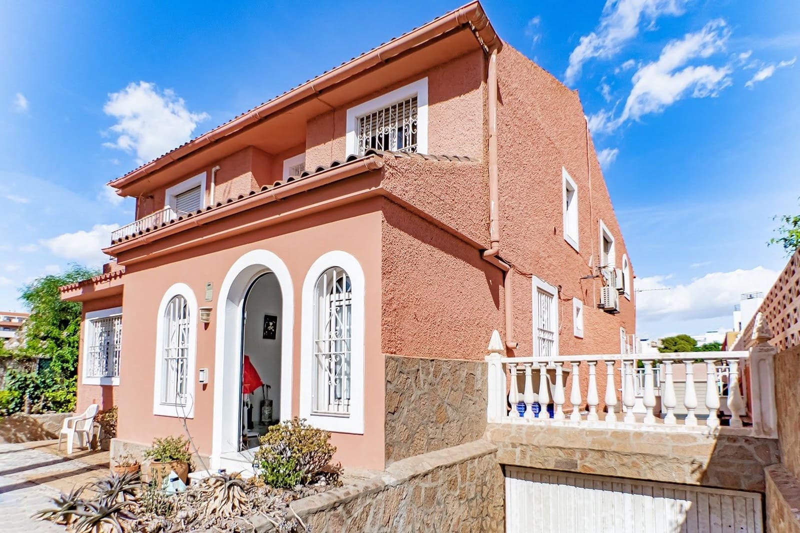 5 soverom Villa til salgs i Almeria by med svømmebasseng - € 680 000 (Ref: 8606956)