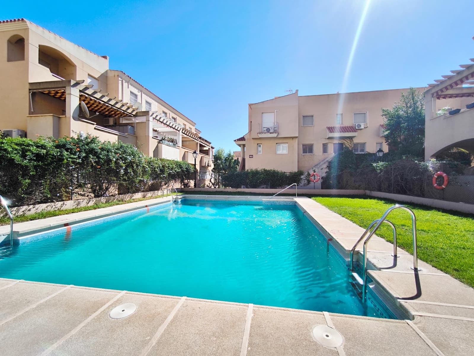 3 soveværelse Lejlighed til salg i Aguadulce (Almeria) med swimmingpool - € 231.400 (Ref: 8670023)