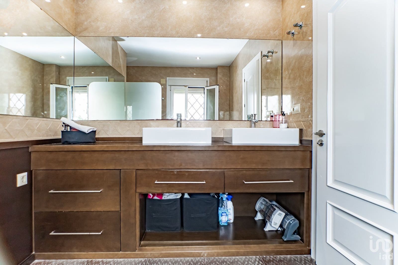 5 slaapkamer Huis te koop in Almeria stad met garage - € 590.000 (Ref: 8748333)