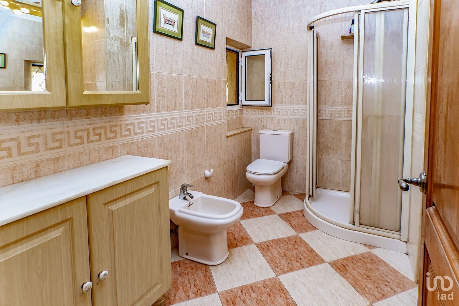 8 soveværelse Byhus til salg i Almeria by med garage - € 730.000 (Ref: 8751326)