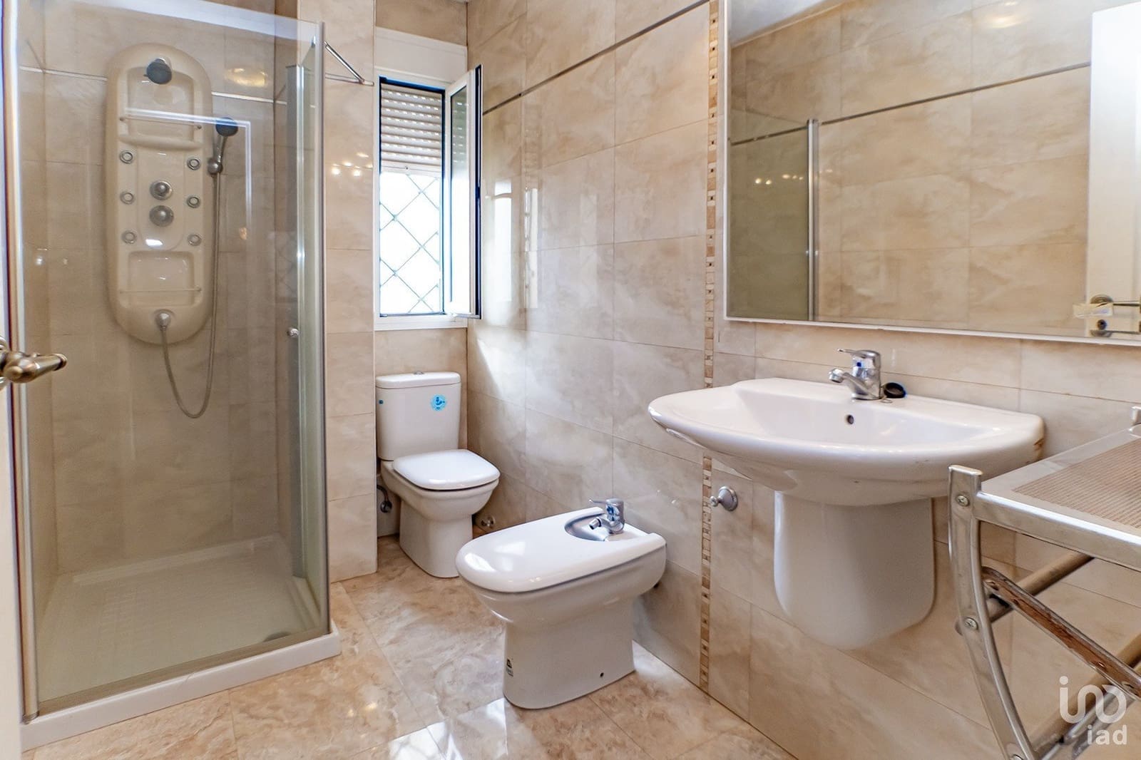 8 soveværelse Byhus til salg i Almeria by med garage - € 730.000 (Ref: 8751326)