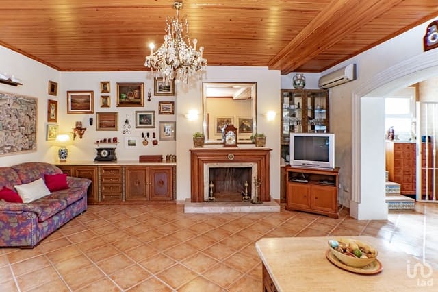 8 sovrum Hus till salu i Almería stad med garage - 730 000 € (Ref: 8751326)