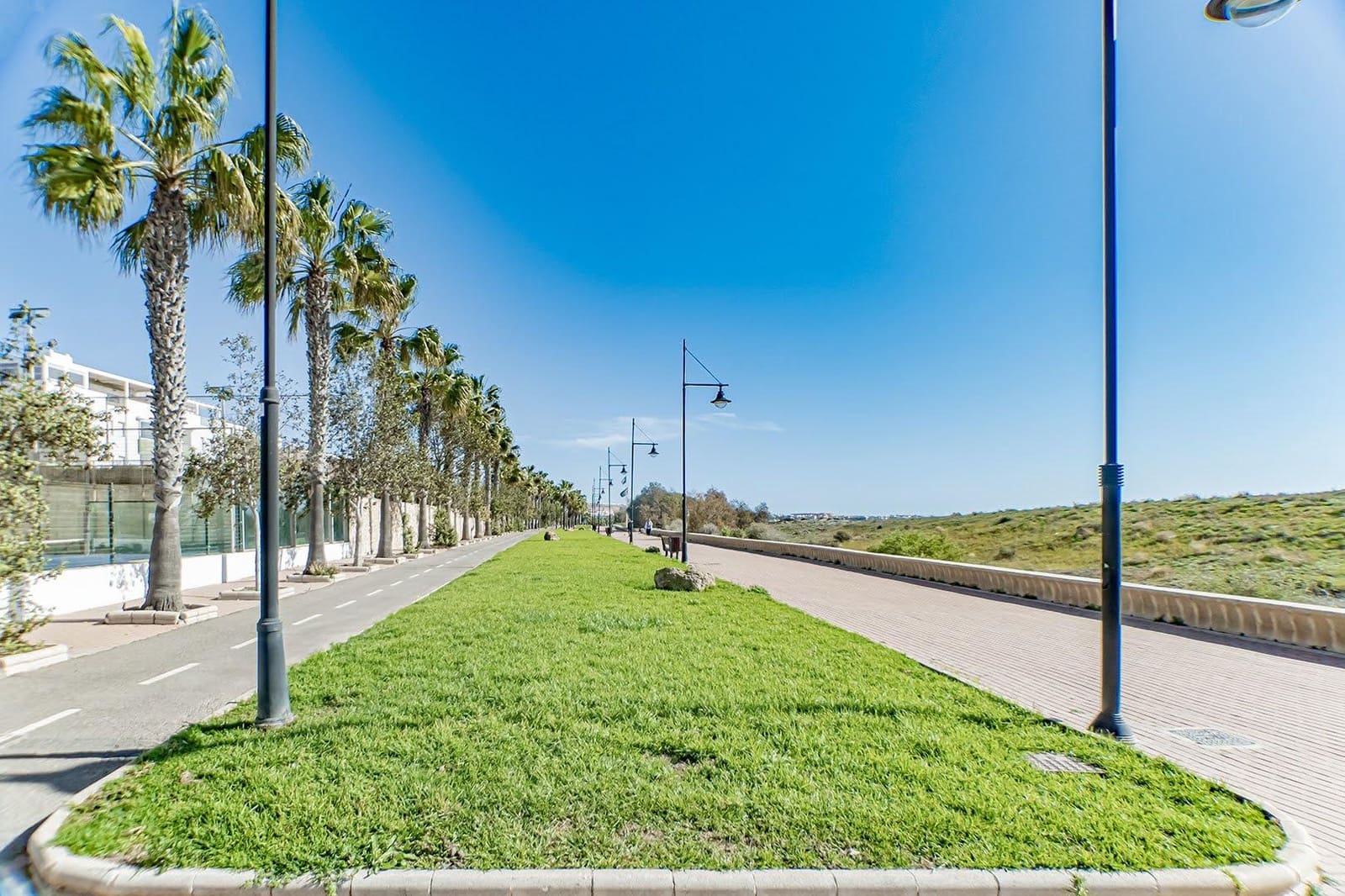 3 soveværelse Lejlighed til salg i Almerimar med swimmingpool - € 216.000 (Ref: 8763141)