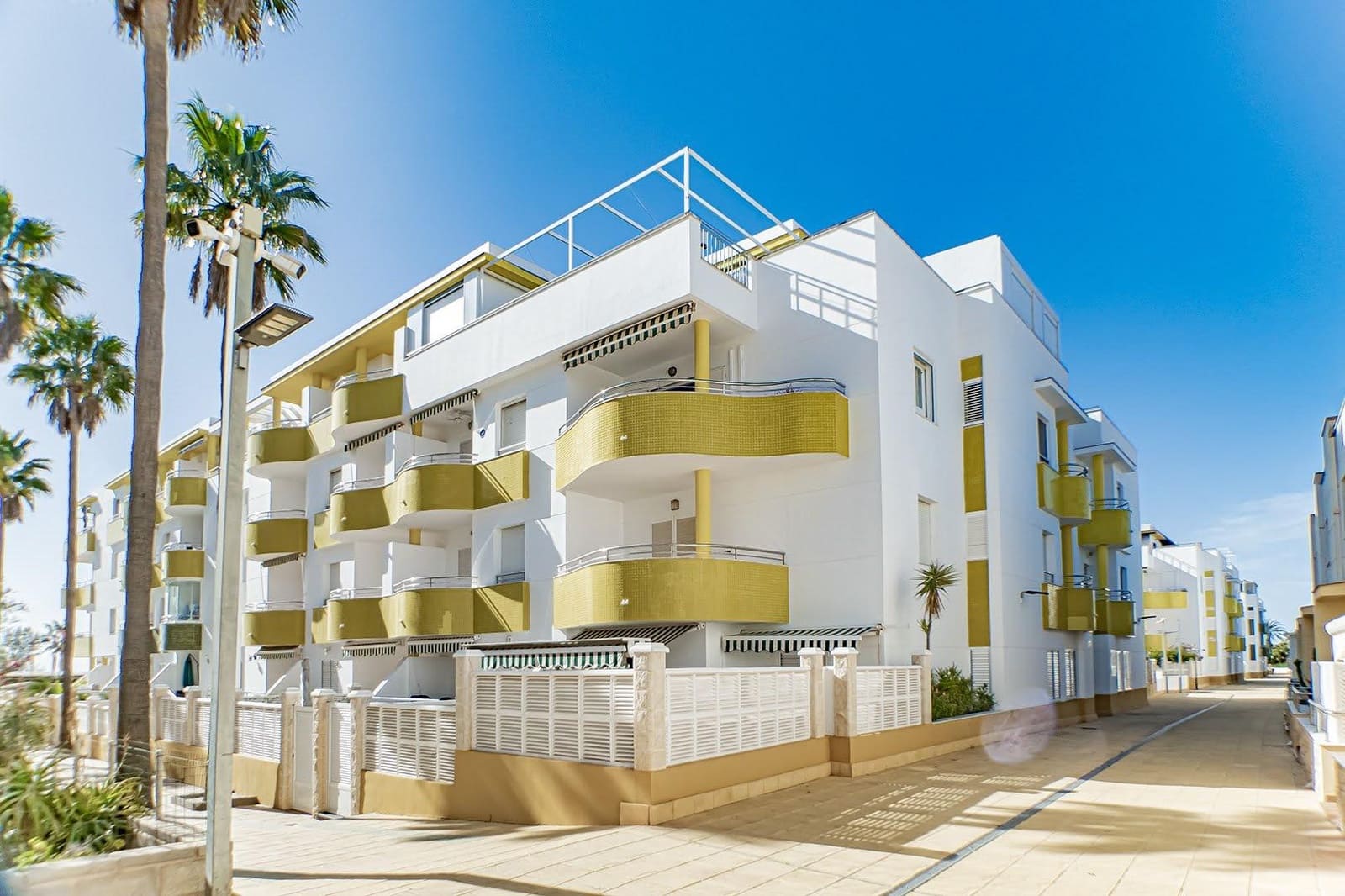 3 soveværelse Lejlighed til salg i Almerimar med swimmingpool - € 216.000 (Ref: 8763141)