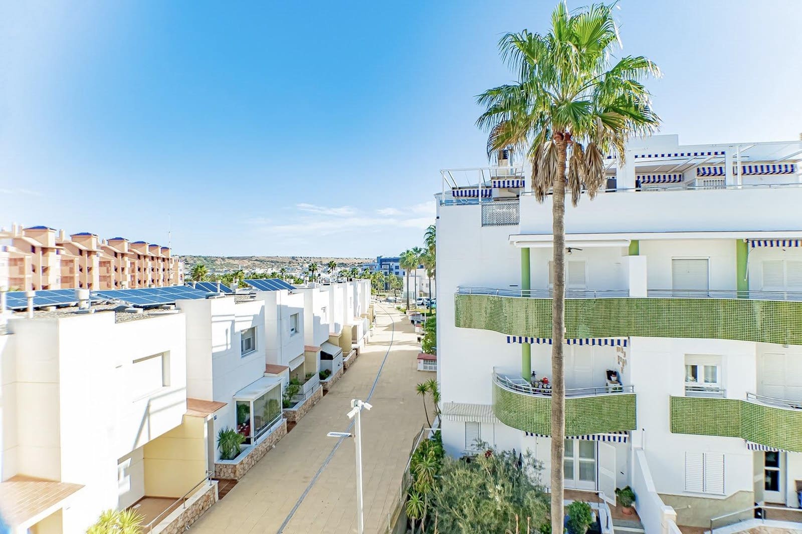 3 soveværelse Lejlighed til salg i Almerimar med swimmingpool - € 216.000 (Ref: 8763141)