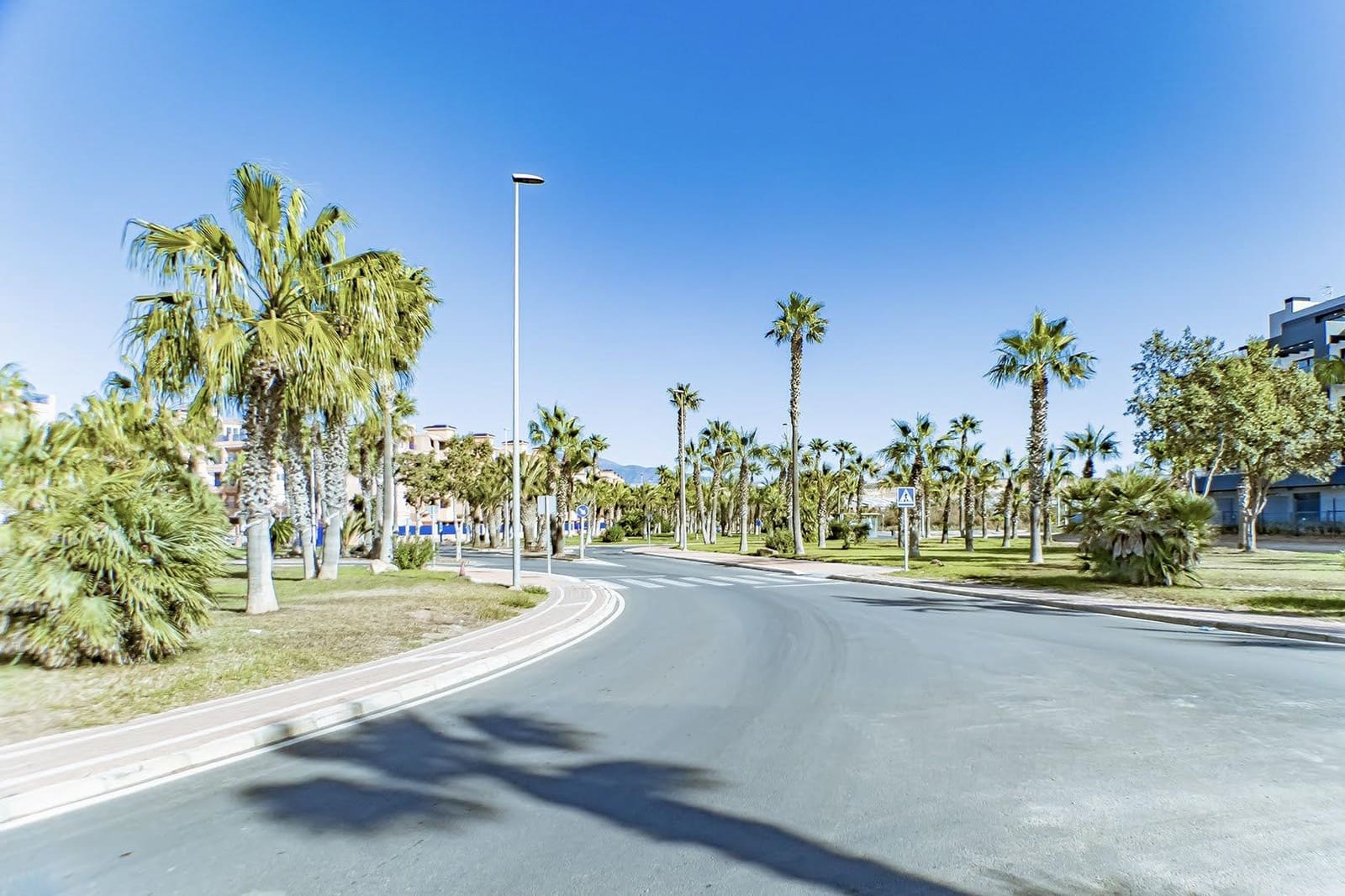 3 soveværelse Lejlighed til salg i Almerimar med swimmingpool - € 216.000 (Ref: 8763141)