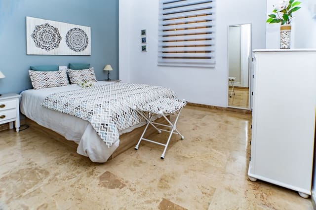 2 chambre Appartement à vendre à Roquetas de Mar avec piscine garage - 207 000 € (Ref: 8971019)