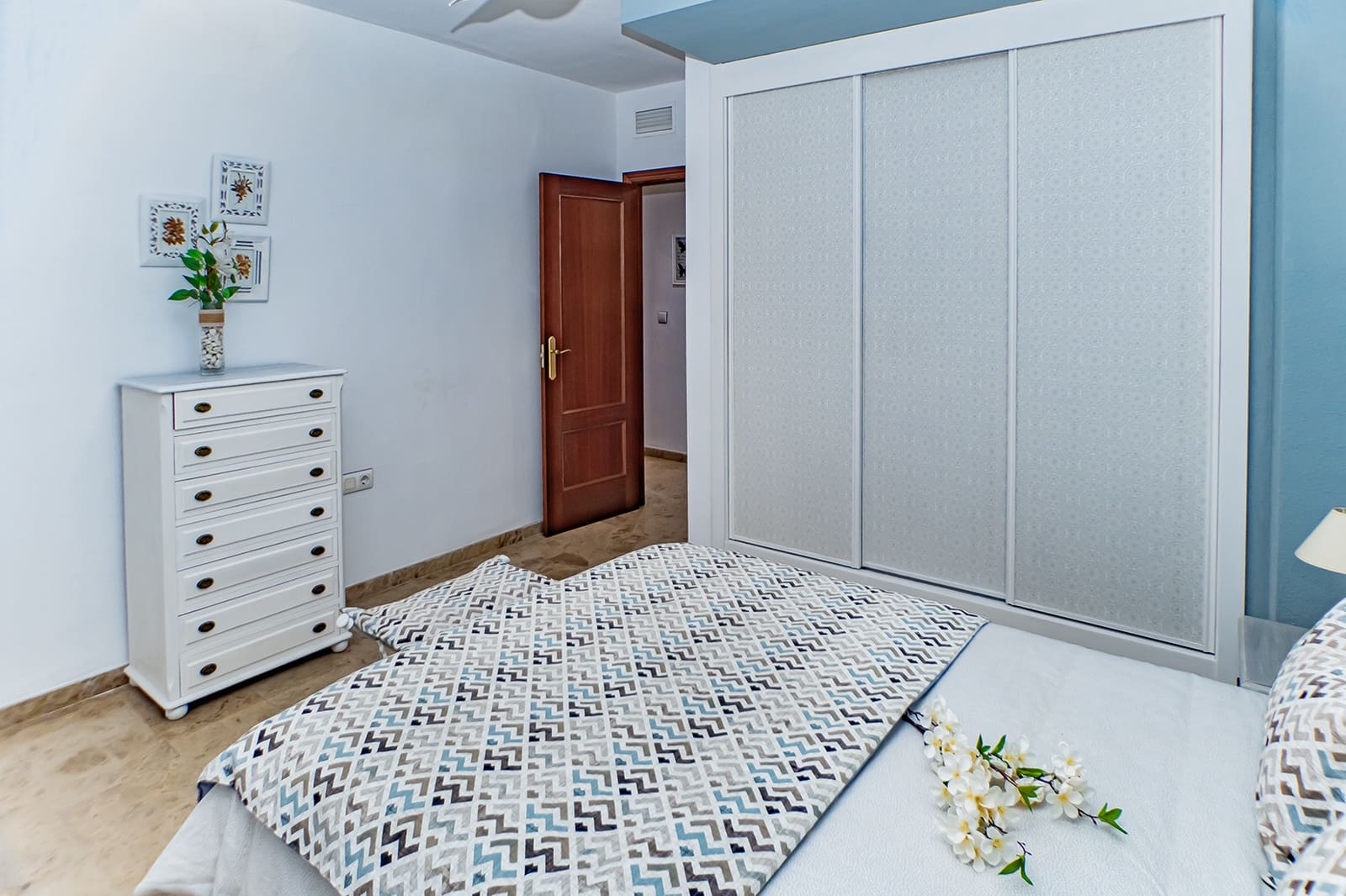 2 chambre Appartement à vendre à Roquetas de Mar avec piscine garage - 207 000 € (Ref: 8971019)