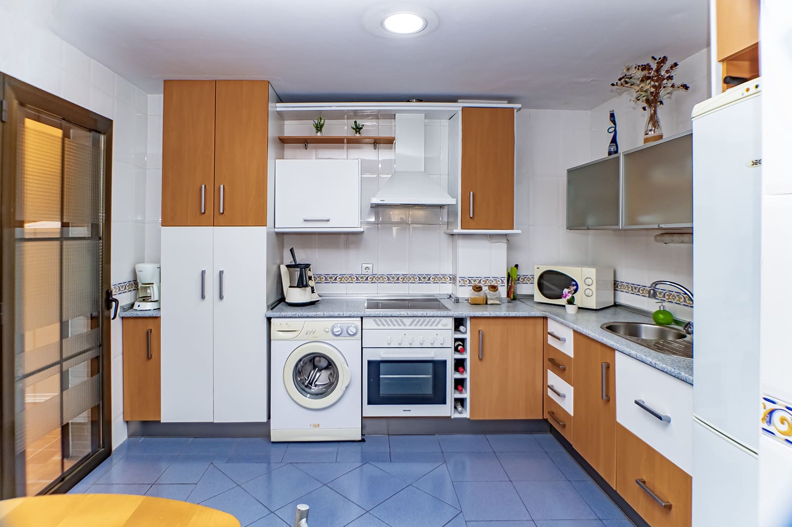 2 chambre Appartement à vendre à Roquetas de Mar avec piscine garage - 207 000 € (Ref: 8971019)